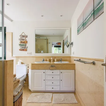 Luxury 3-bed Capanes Del Golf Apartmán